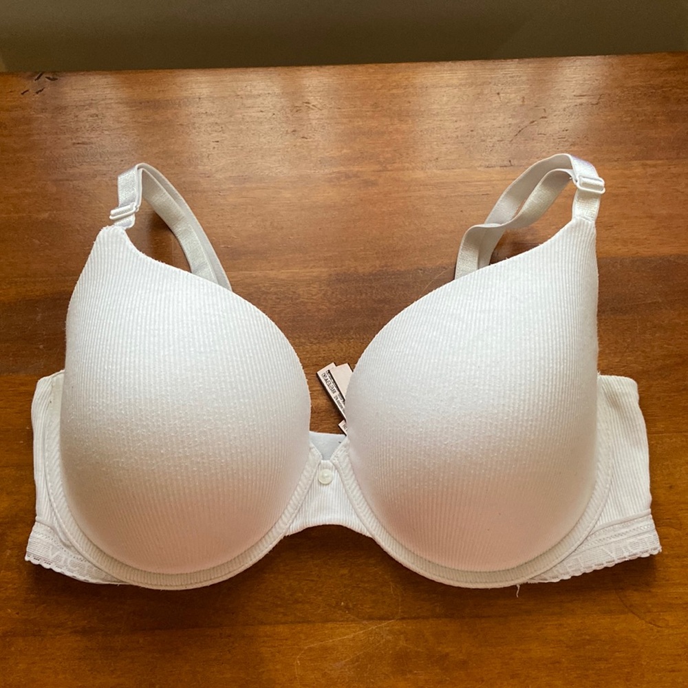 Victoria’s Secret tshirt push up full coverage bra